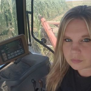 Meet your Posher, Sharletan